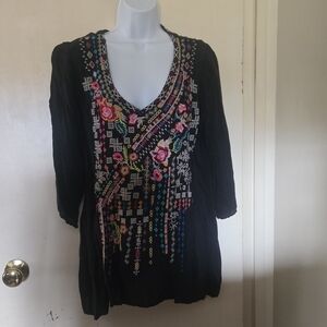 Johnny Was- Black V Neck 3/4 Sleeve Blouse With Floral Embroidery- Size Medium